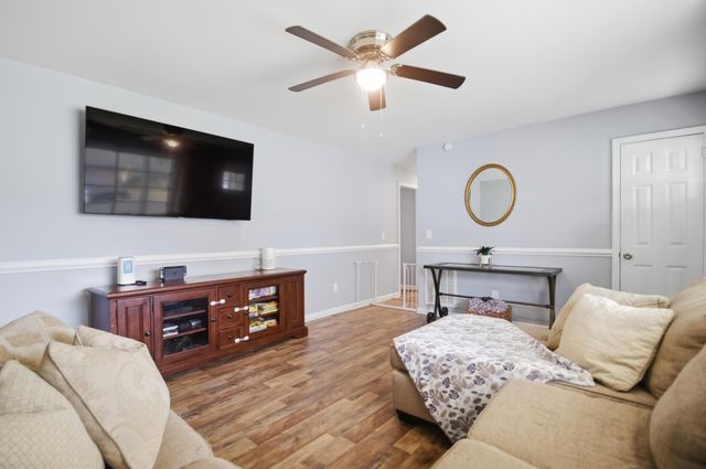 123 Foxborough Road, Goose Creek, SC 29445