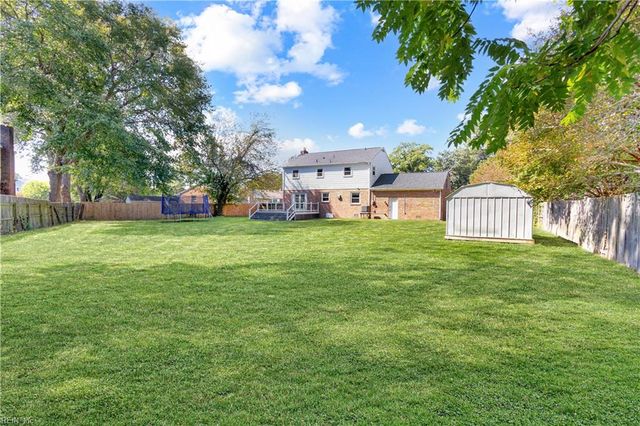 302 Beechmount DR, Hampton, VA 23669