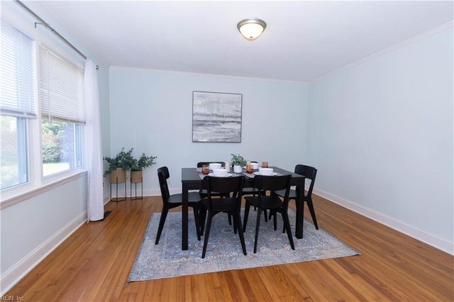 302 Beechmount DR, Hampton, VA 23669