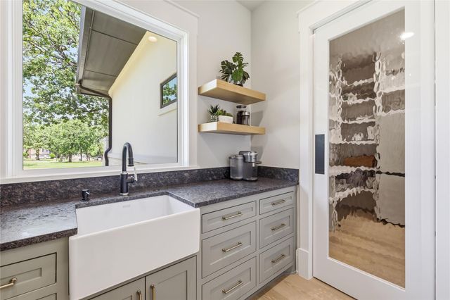 6717 Brazos Bend Drive, North Richland Hills, TX 76182