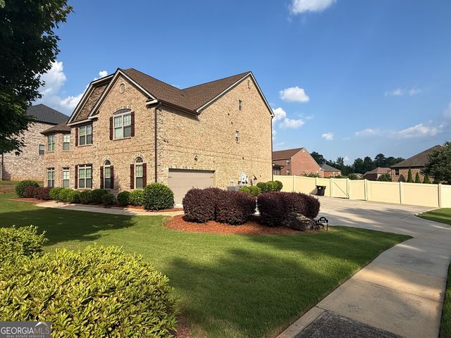 105 Way Point Drive, Stockbridge, GA 30281
