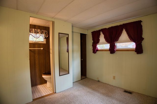 80 Elliott Lane, Tamworth, NH 03886