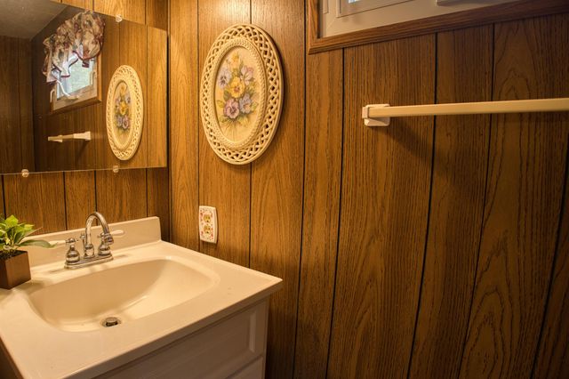 80 Elliott Lane, Tamworth, NH 03886