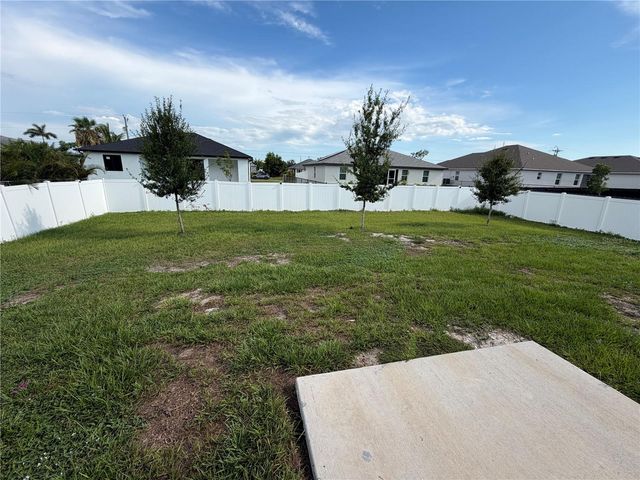 2828 SW 2ND TERRACE, Cape Coral, FL 33991