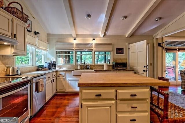 768 Wexford Way, Lakemont, GA 30552