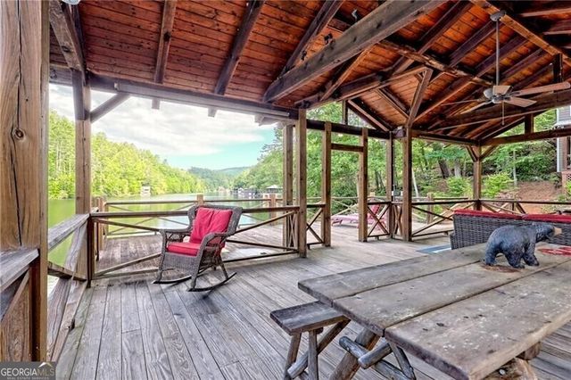 768 Wexford Way, Lakemont, GA 30552