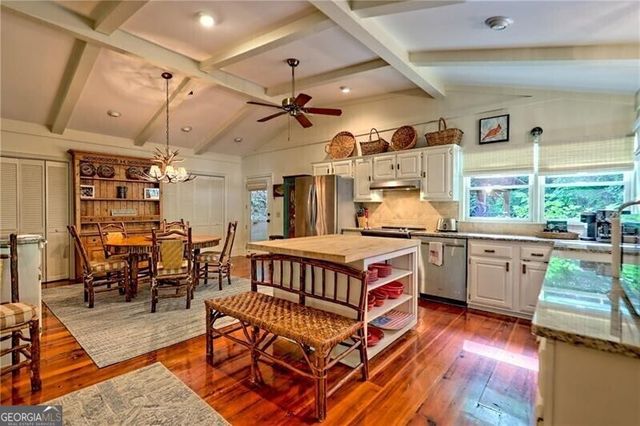 768 Wexford Way, Lakemont, GA 30552