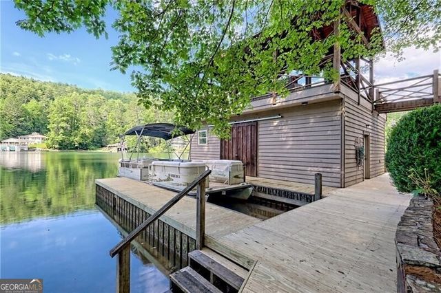 768 Wexford Way, Lakemont, GA 30552