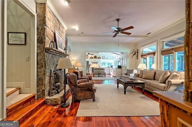 768 Wexford Way, Lakemont, GA 30552