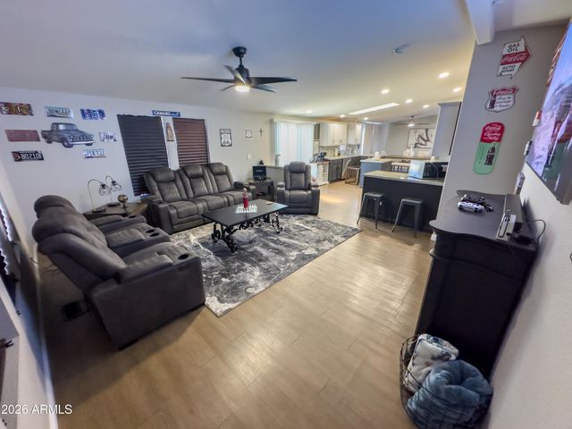 7022 W KAREN LEE Lane, Peoria, AZ 85382