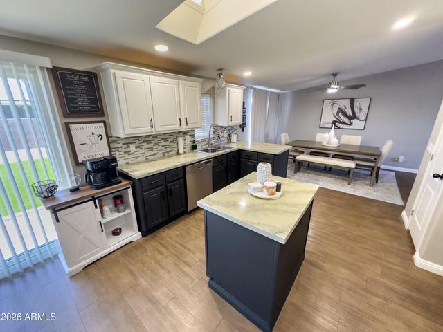 7022 W KAREN LEE Lane, Peoria, AZ 85382