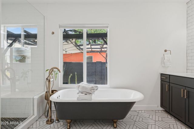 2310 N 11th Street, Phoenix, AZ 85006