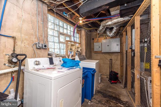 1921 W NEDRO AVE, Philadelphia, PA 19141