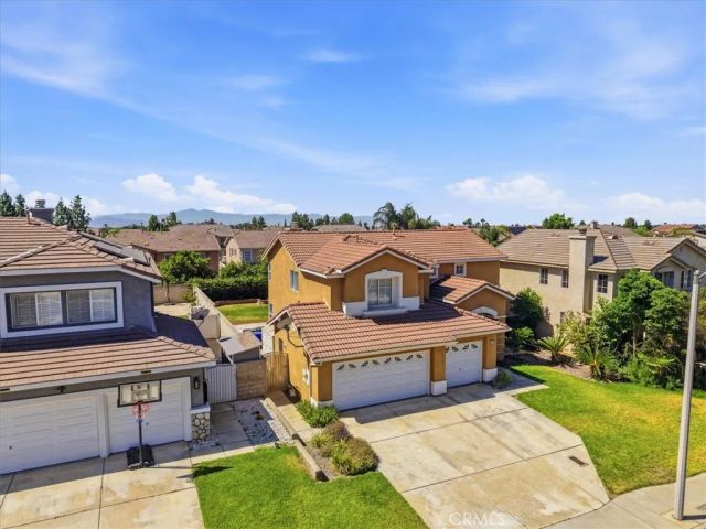 14993 Oak Spring, Fontana, CA 92336