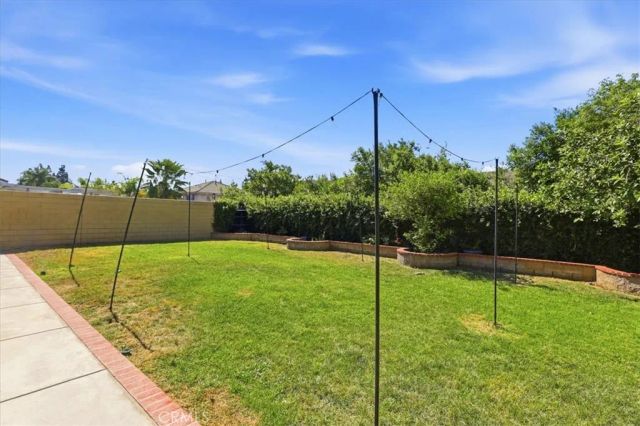 14993 Oak Spring, Fontana, CA 92336