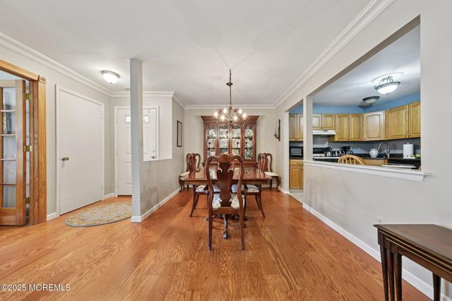 712 Zlotkin Circle 8, Freehold, NJ 07728