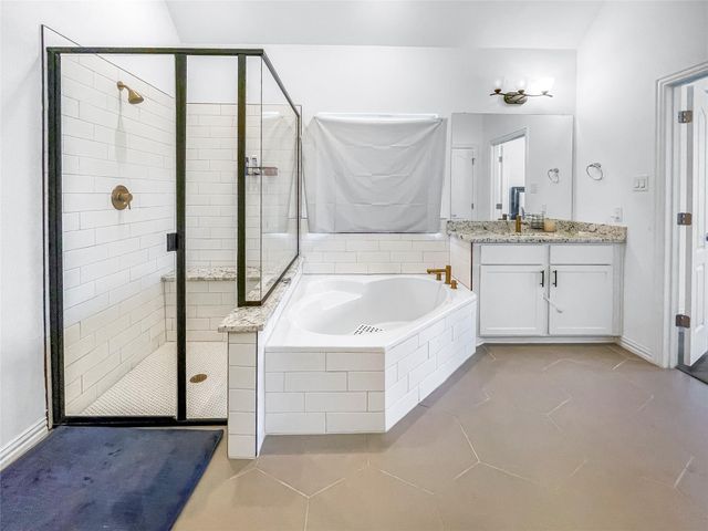 114 Contrada Grace LN, Hutto, TX 78634