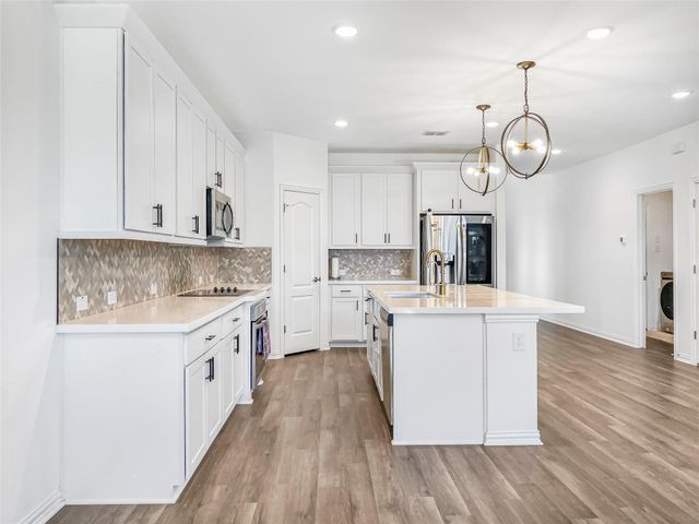 114 Contrada Grace LN, Hutto, TX 78634