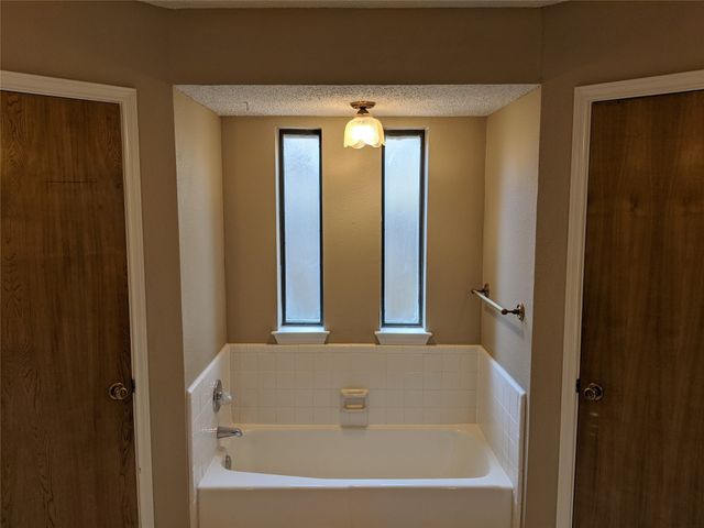 204 Bremen Drive, Hurst, TX 76054