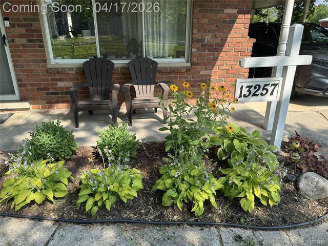 13257 Strong Boulevard, South Rockwood Village, MI 48179