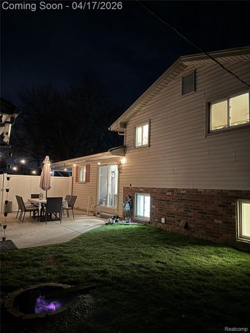 13257 Strong Boulevard, South Rockwood Village, MI 48179