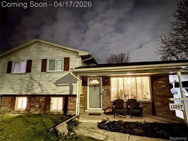 13257 Strong Boulevard, South Rockwood Village, MI 48179