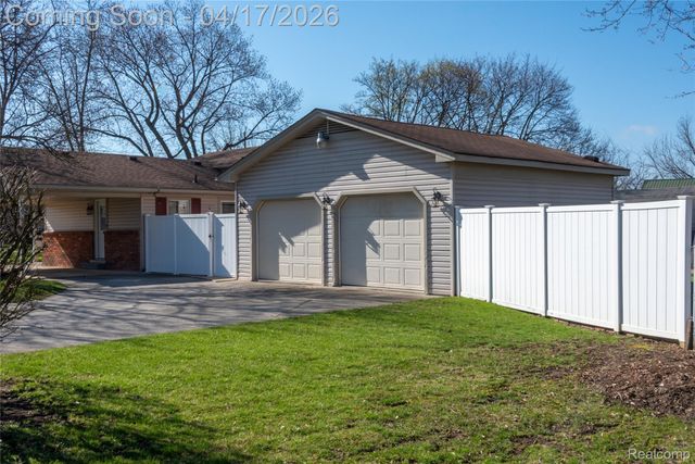 13257 Strong Boulevard, South Rockwood Village, MI 48179