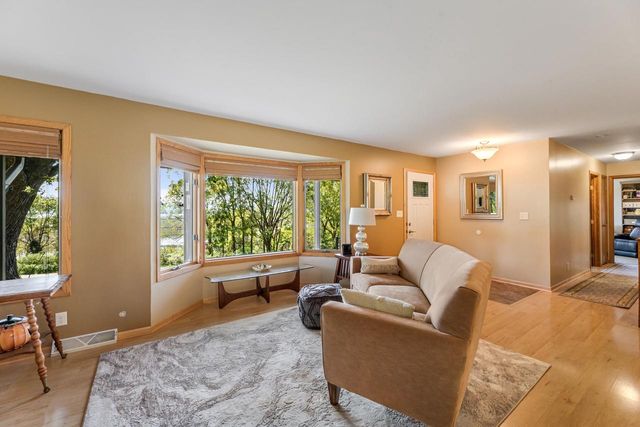 W216 Thomas ROAD, Fountain City, WI 54629