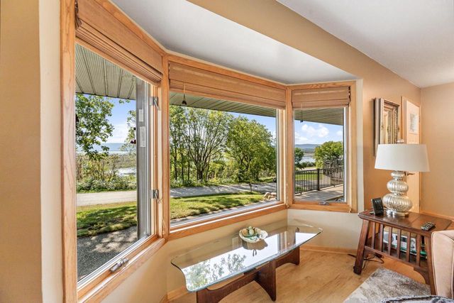 W216 Thomas ROAD, Fountain City, WI 54629