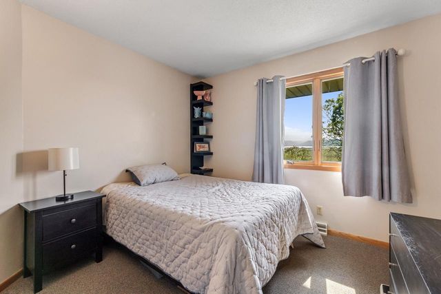 W216 Thomas ROAD, Fountain City, WI 54629