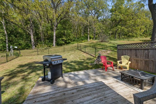 W216 Thomas ROAD, Fountain City, WI 54629