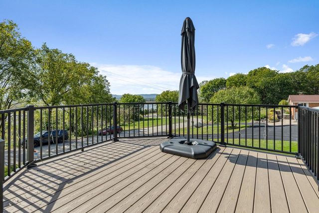 W216 Thomas ROAD, Fountain City, WI 54629