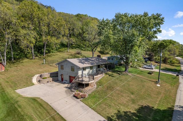W216 Thomas ROAD, Fountain City, WI 54629