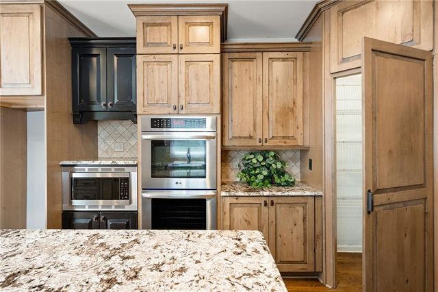 1215 Winborn Terrace NW, Kennesaw, GA 30152