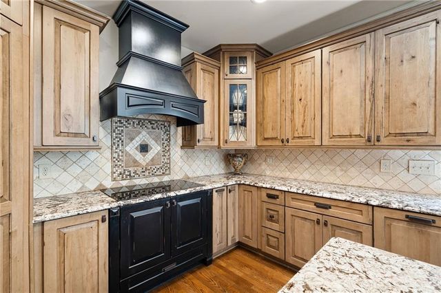 1215 Winborn Terrace NW, Kennesaw, GA 30152