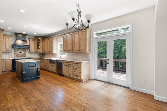 1215 Winborn Terrace NW, Kennesaw, GA 30152