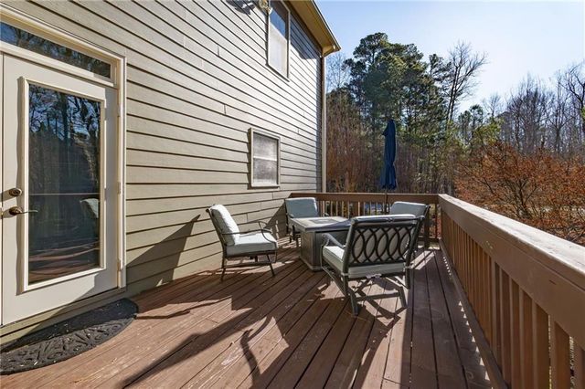 1215 Winborn Terrace NW, Kennesaw, GA 30152