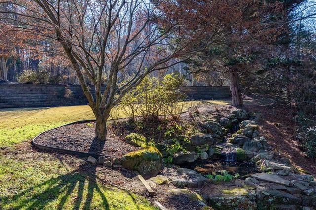 1215 Winborn Terrace NW, Kennesaw, GA 30152