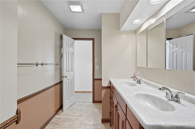 3730 Greentree Road, Lebanon, OH 45036