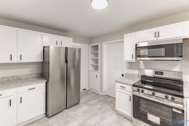 816 Giles Drive, Huntsville, AL 35801