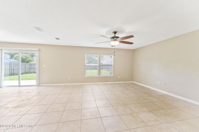 77205 COBBLESTONE Drive, Yulee, FL 32097