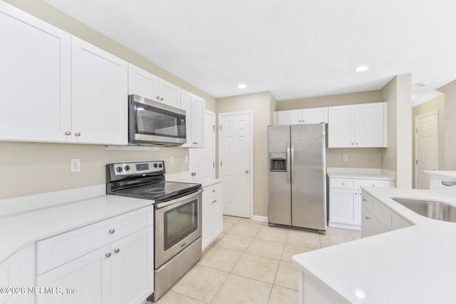 77205 COBBLESTONE Drive, Yulee, FL 32097