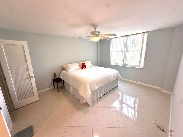 1 Las Olas Circle 313, Fort Lauderdale, FL 33316