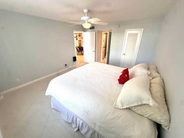 1 Las Olas Circle 313, Fort Lauderdale, FL 33316