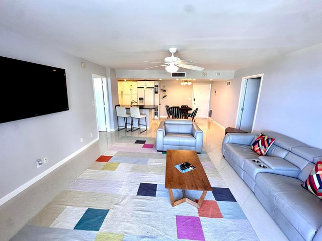 1 Las Olas Circle 313, Fort Lauderdale, FL 33316