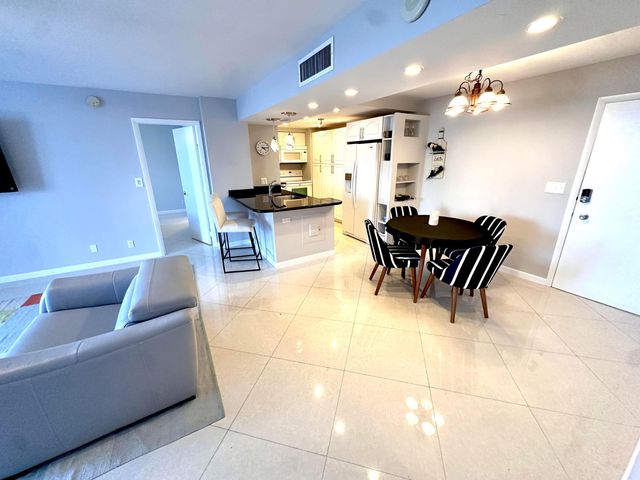 1 Las Olas Circle 313, Fort Lauderdale, FL 33316