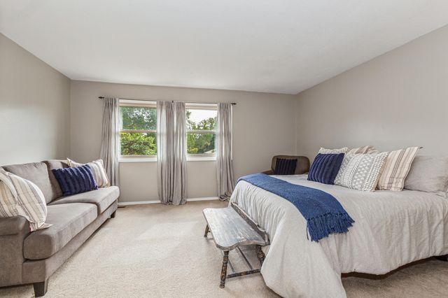 2727 S Lakeshore Drive C11, St. Joseph Twp, MI 49085