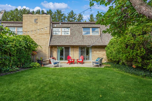 2727 S Lakeshore Drive C11, St. Joseph Twp, MI 49085