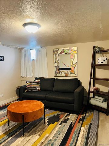 361 S Logan Street, Denver, CO 80209