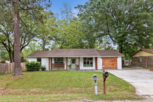 205 Bristow Drive, Summerville, SC 29483